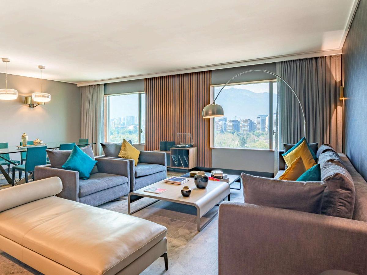 Pullman Santiago Vitacura Екстер'єр фото A suite at the hotel